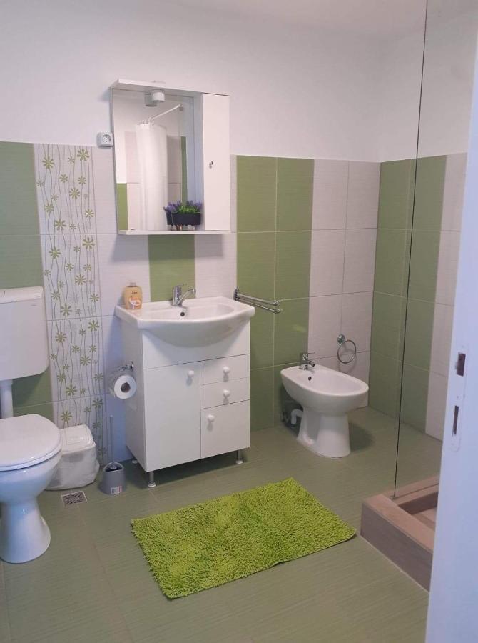 Hotel Casa Popa Gura Humorului Esterno foto