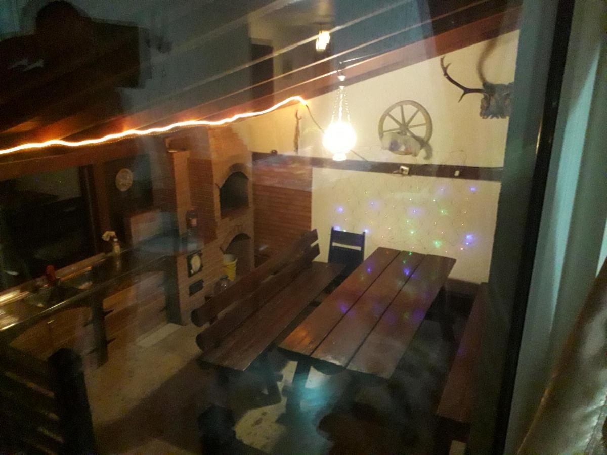 Hotel Casa Popa Gura Humorului Esterno foto