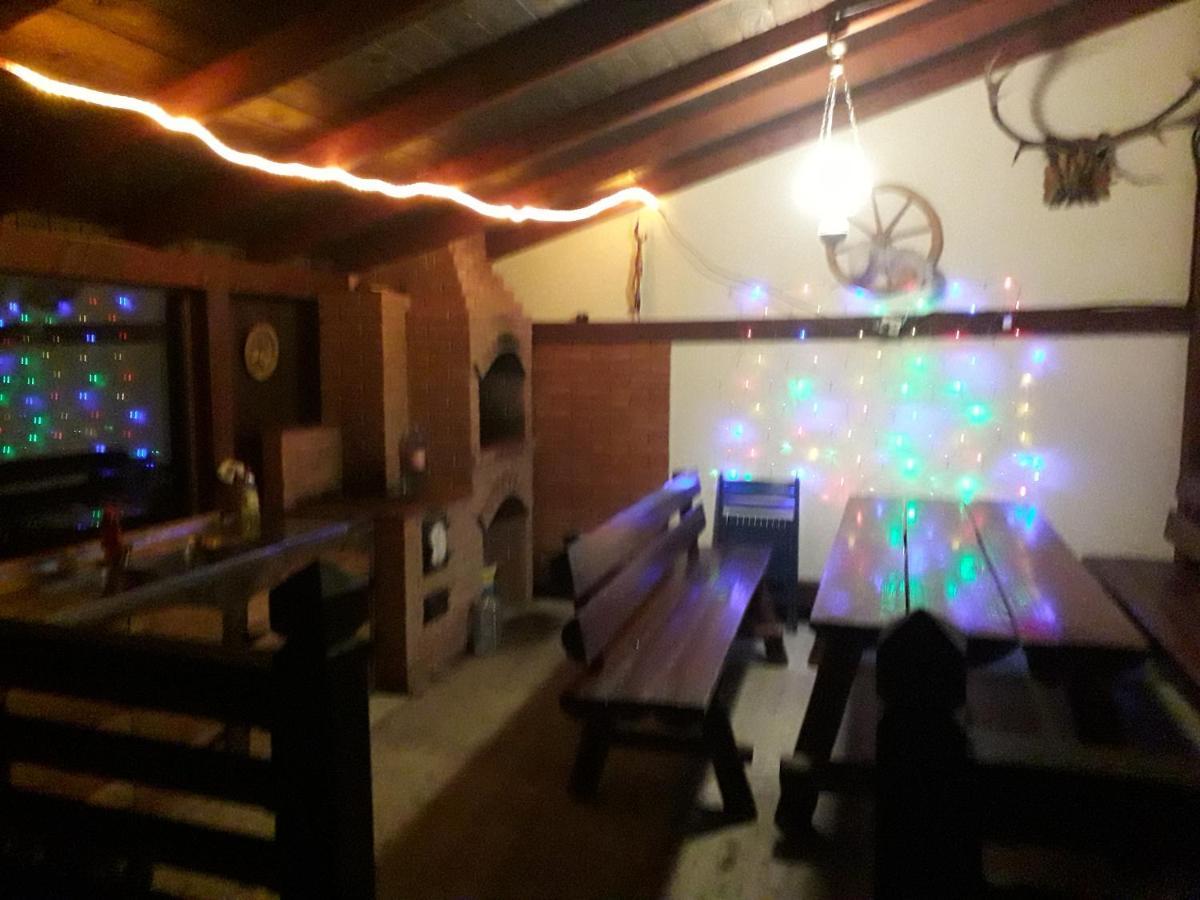 Hotel Casa Popa Gura Humorului Esterno foto
