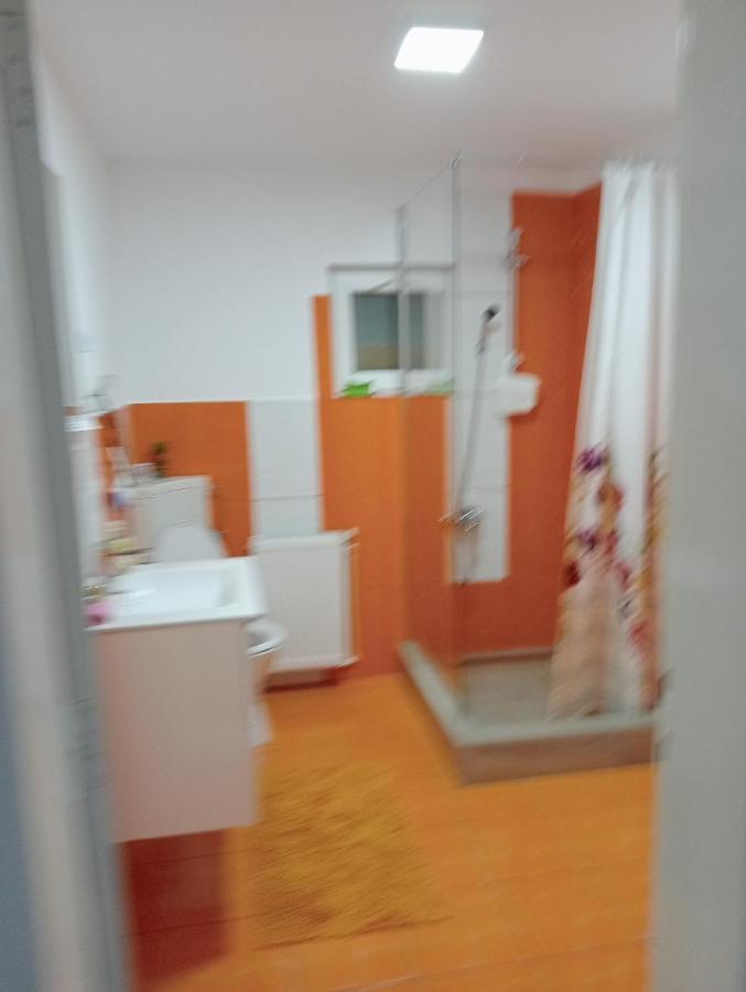 Hotel Casa Popa Gura Humorului Esterno foto