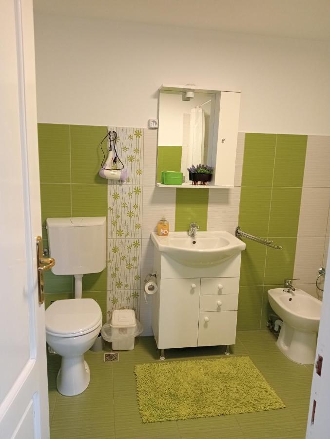 Hotel Casa Popa Gura Humorului Esterno foto
