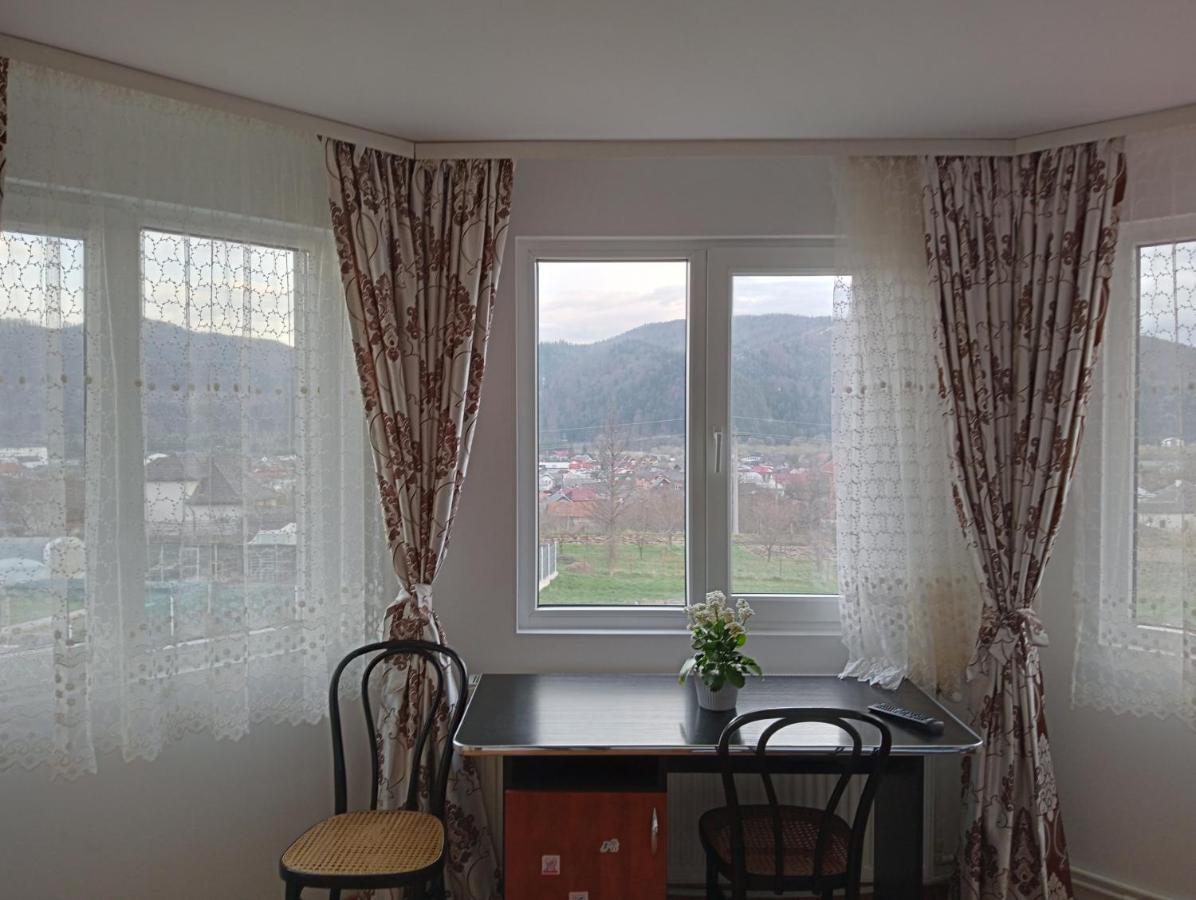 Hotel Casa Popa Gura Humorului Esterno foto