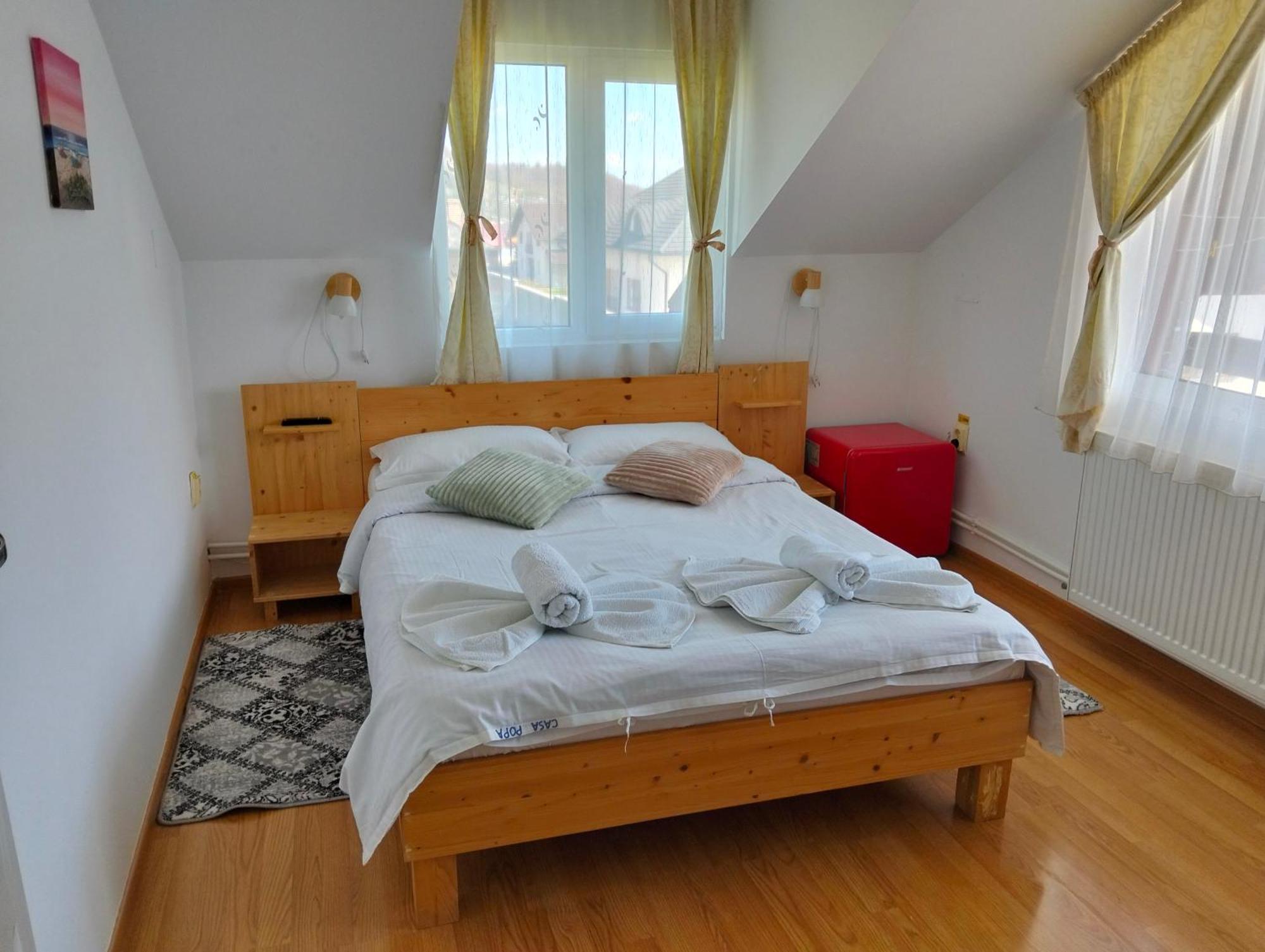 Hotel Casa Popa Gura Humorului Esterno foto